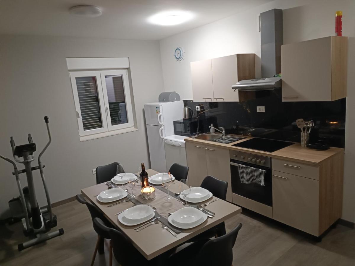 Apartamento Nicol Split Exterior foto