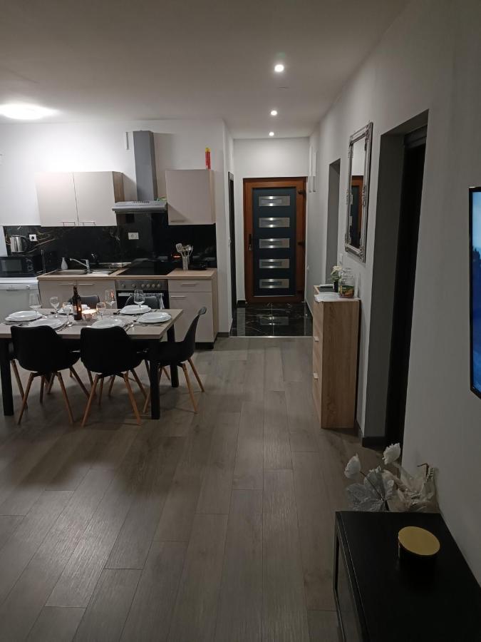 Apartamento Nicol Split Exterior foto